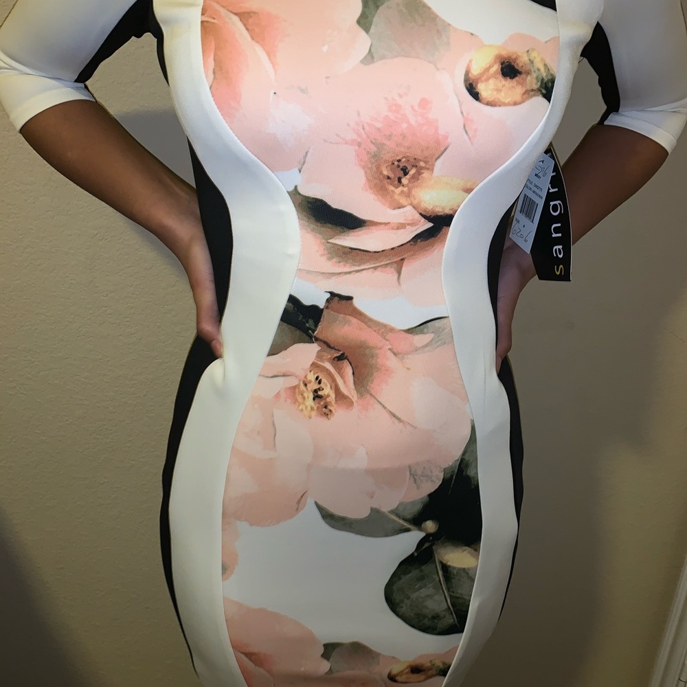 Flower Dress - Picture 2 of 4